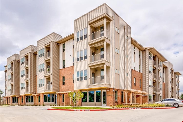 Apartments At Sterlingshire Dallas Apartmentsearch Com