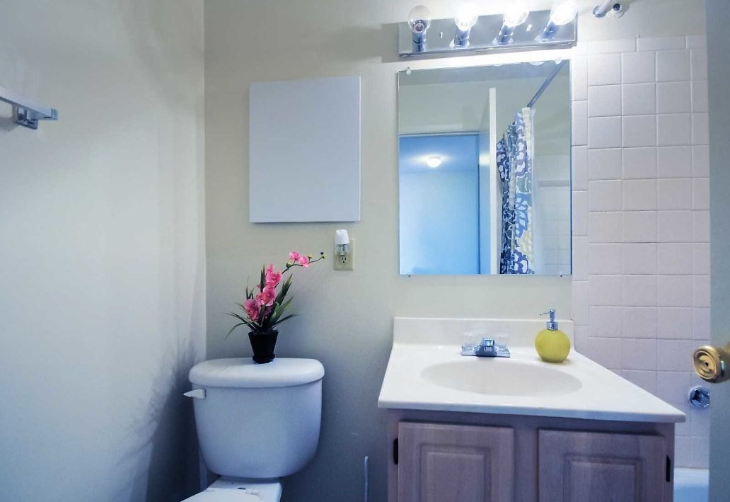 Normandy Green Apartments & Townhomes Image 14