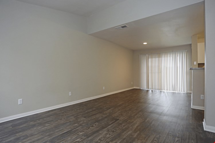Bridge Pointe Landing Image 6