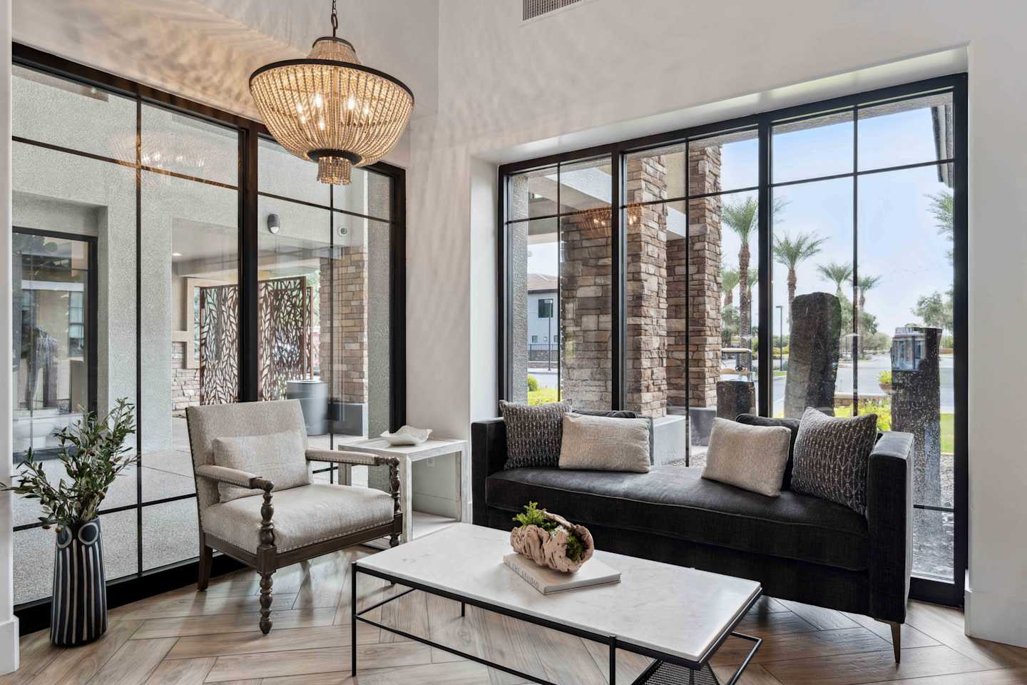The Laurel Apartments Image 12