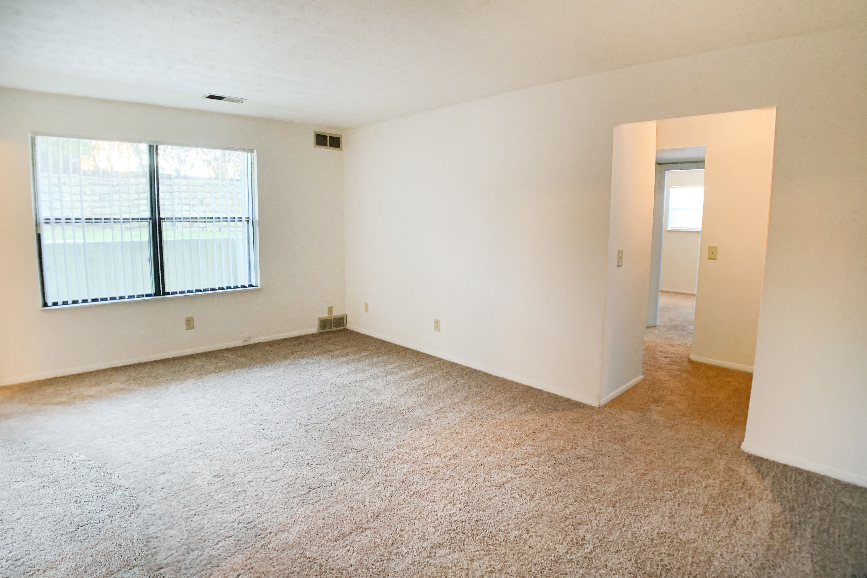 Four Worlds Apartments Image 28