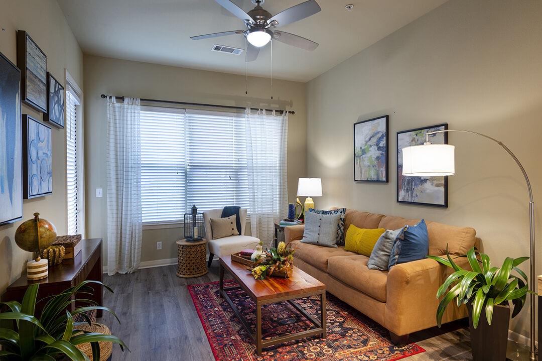 The Richmond at Uptown Image 35