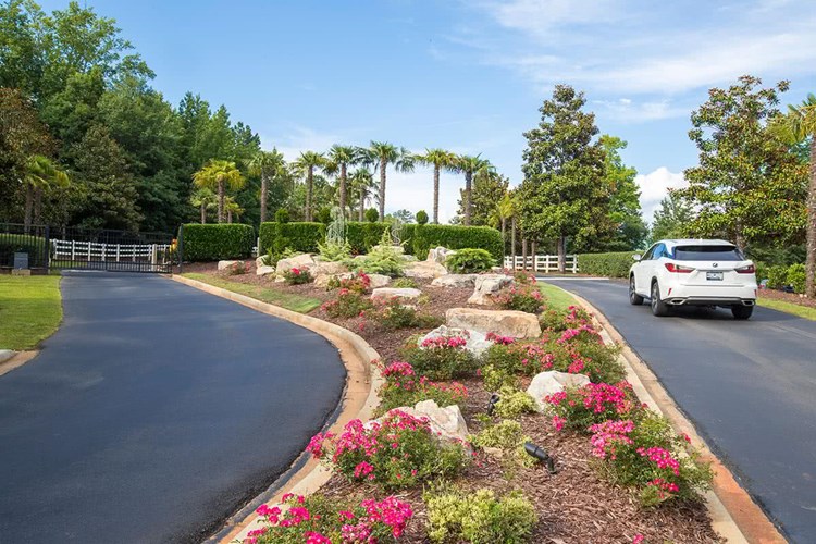 Enjoy the convenience and privacy within our gated community at River Bluff of Lexington.