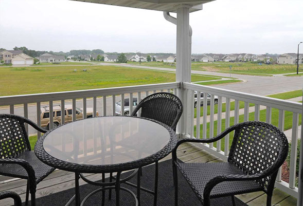 Waters Edge Apartments Image 6