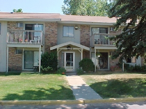 Evergreen Park Manor Image 6