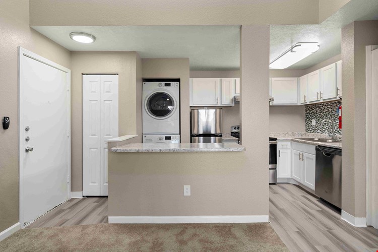 Vista Del Sol Apartments Image 6