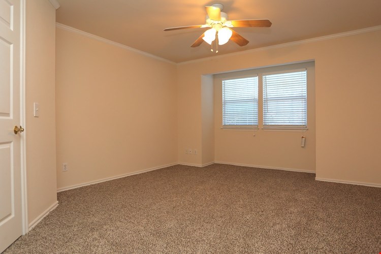 The Chesterfield Image 32