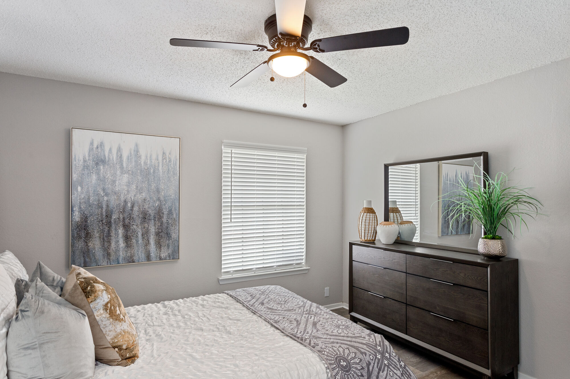 The Savoy Apartments Image 9