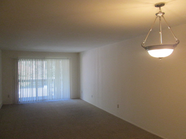 Eastwood Village Apartments Image 19