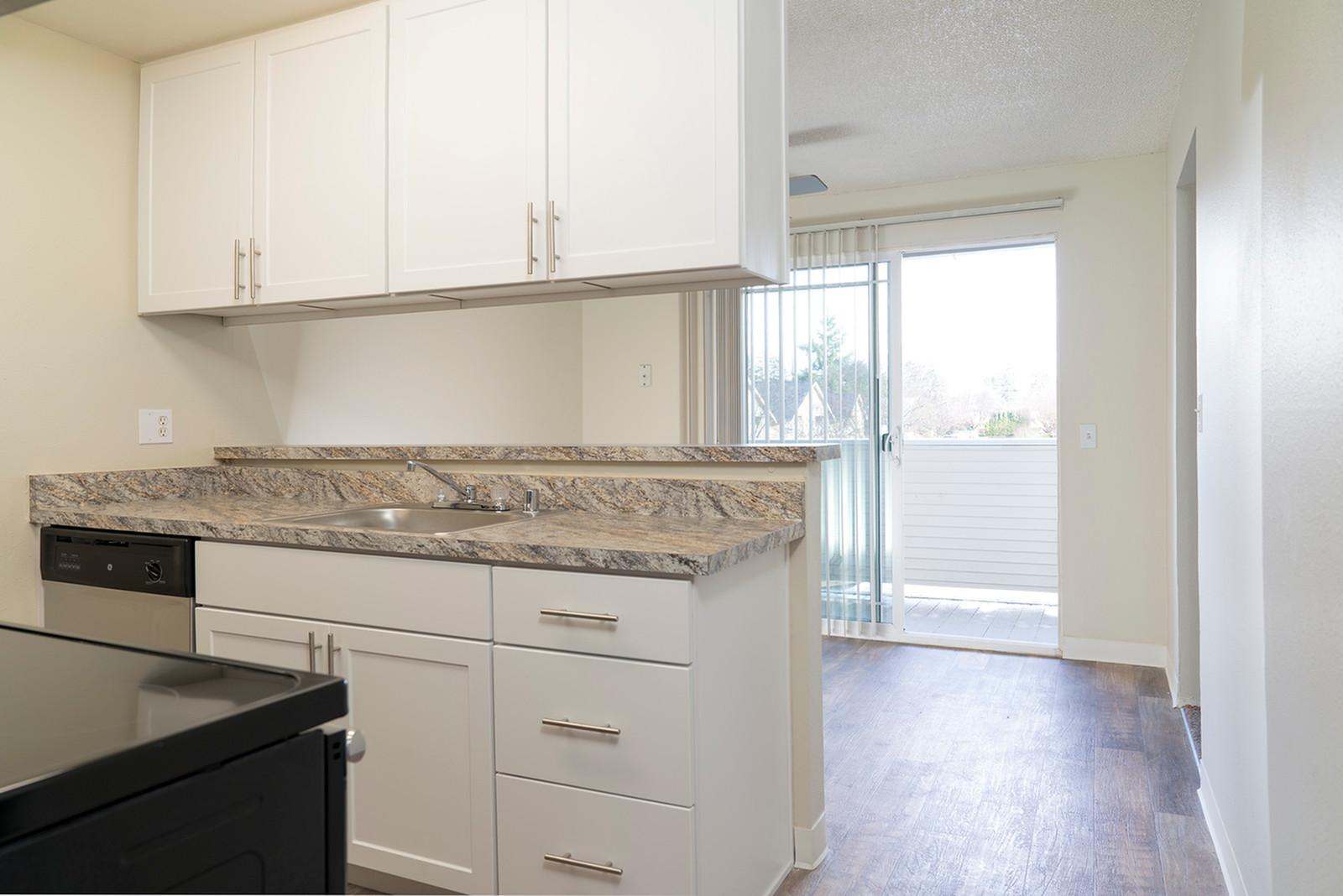 Westmall Terrace Apartments Image 18