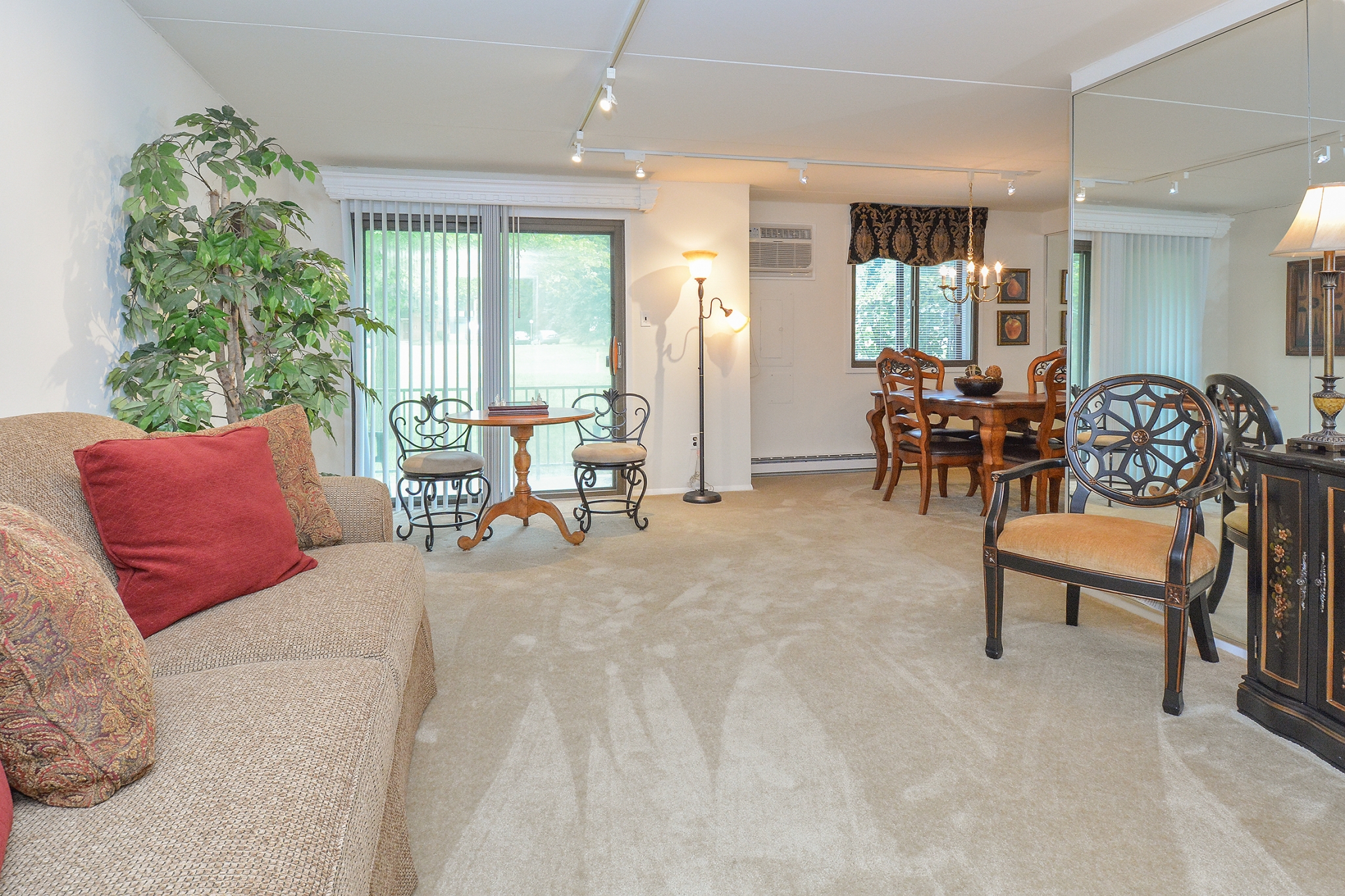 Apartments at Whiteland West Apartments Exton