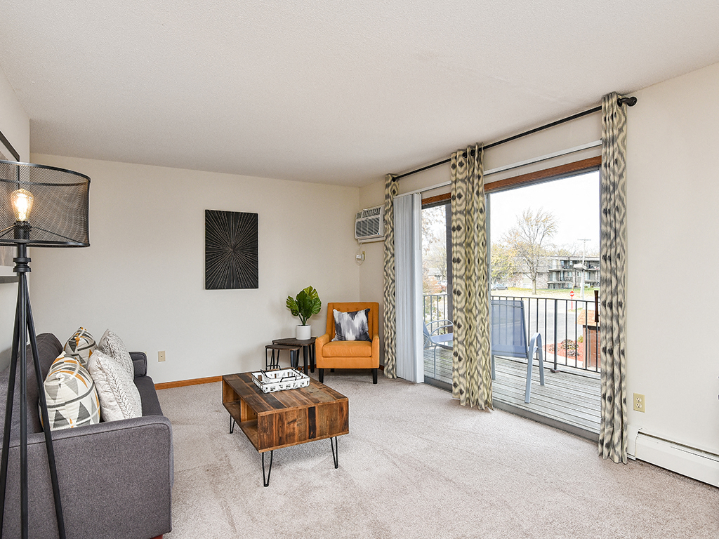 Lancaster Village Apartments Image 28