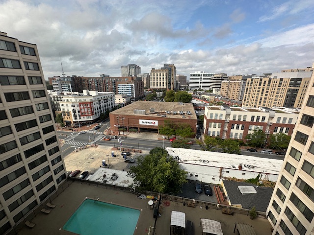 Silver Spring Towers Image 74