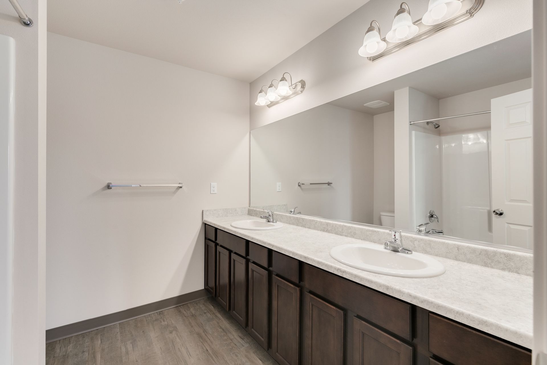 Crown Pointe Image 9