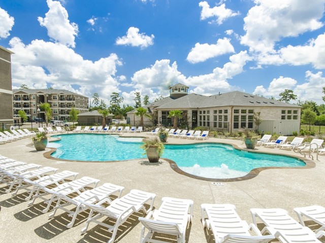 Retreat at Magnolia Image 1