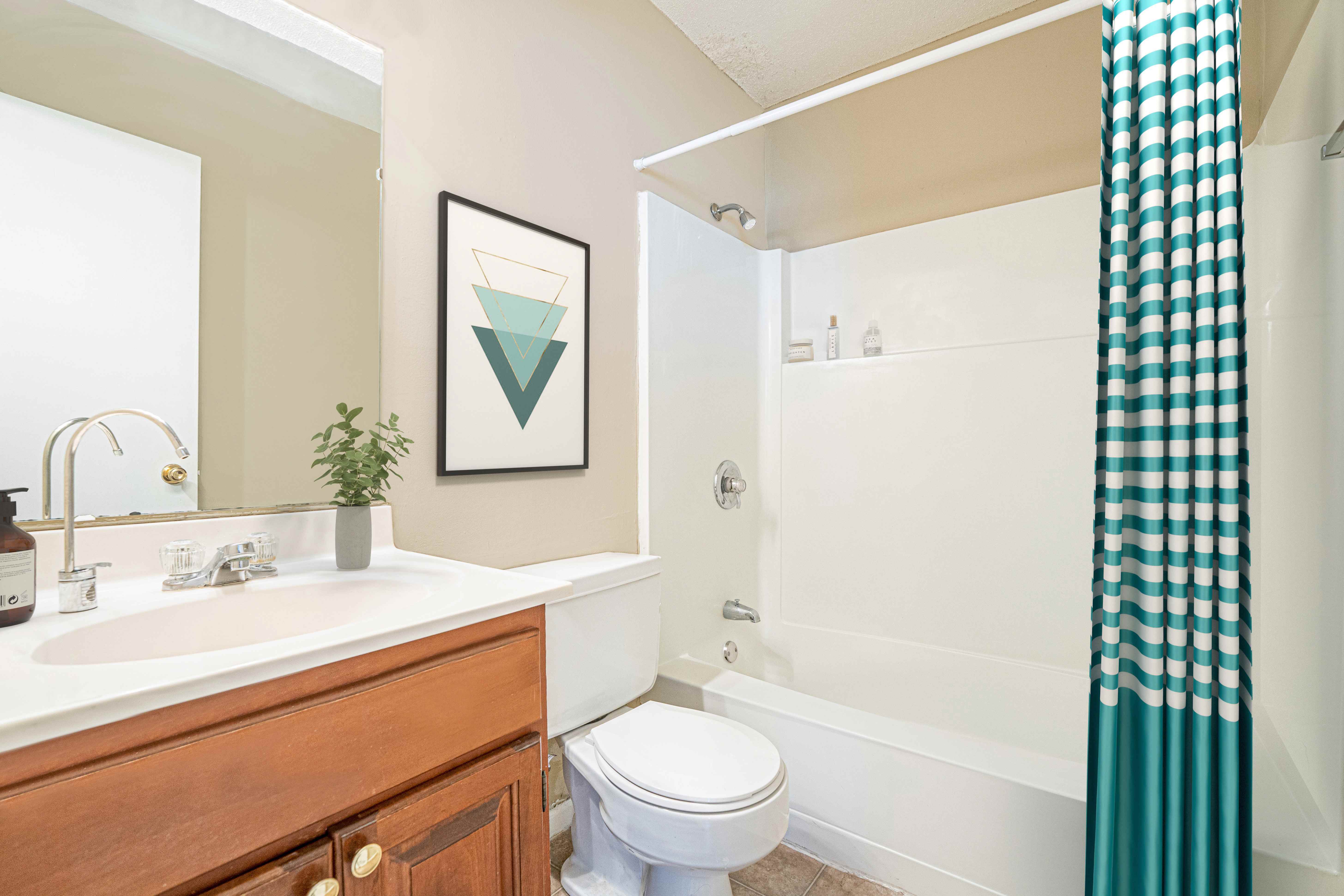 Columbia Crossing Image 6