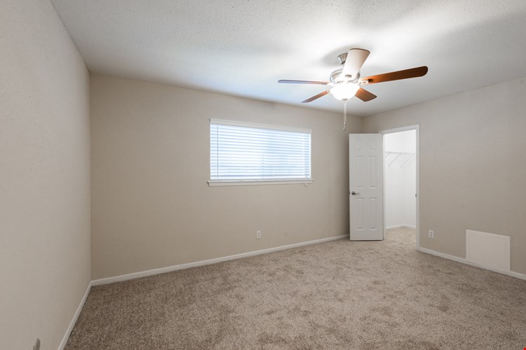 Park Shadows Senior Living Image 7