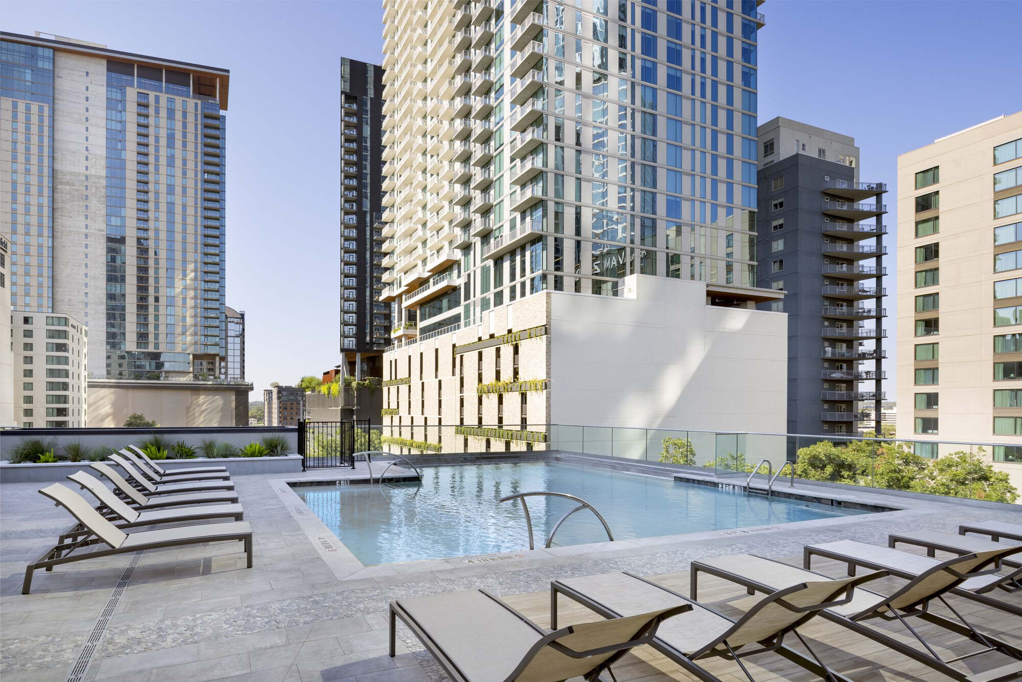 Camden Rainey Street  Image 28