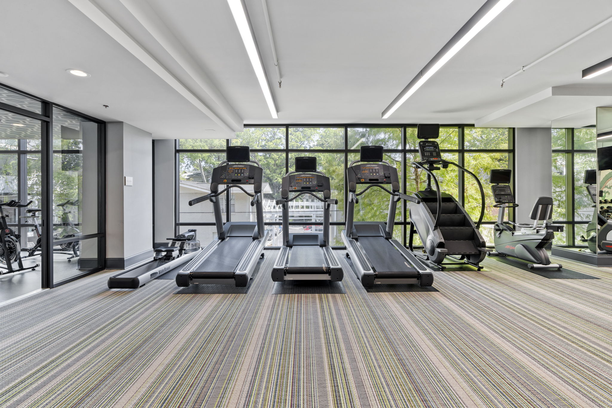 Axis Midtown Image 27