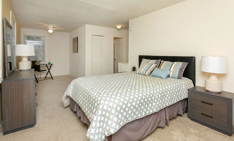 St Johns Landing Apartments Image 9