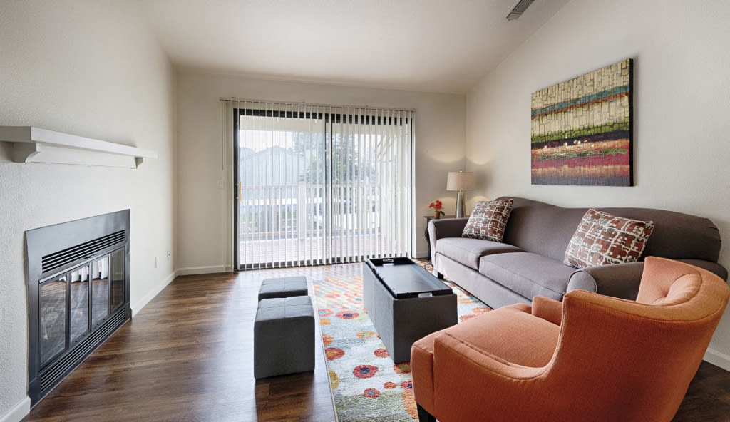 Lakeside Apartments Image 20