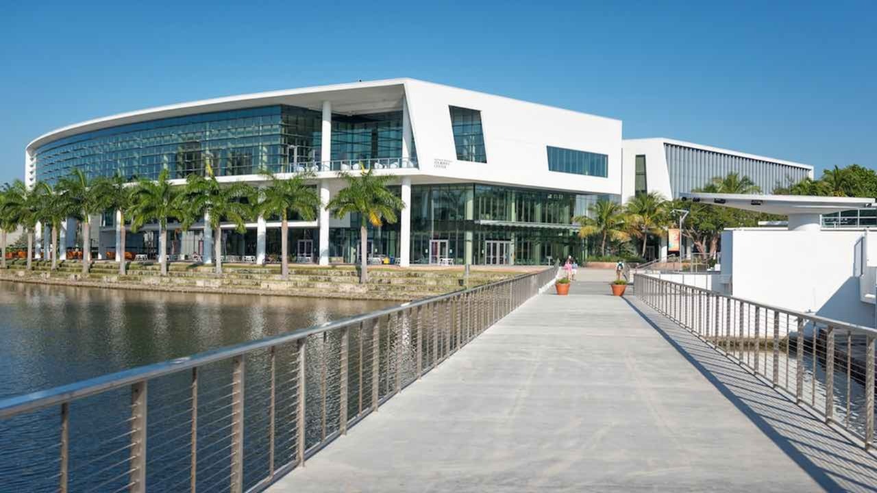 Modera Douglas Station Image 27