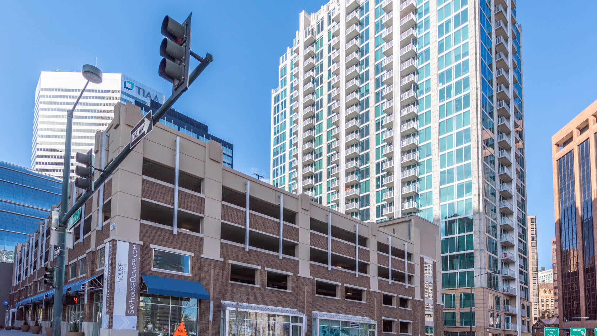 SkyHouse Denver Image 1