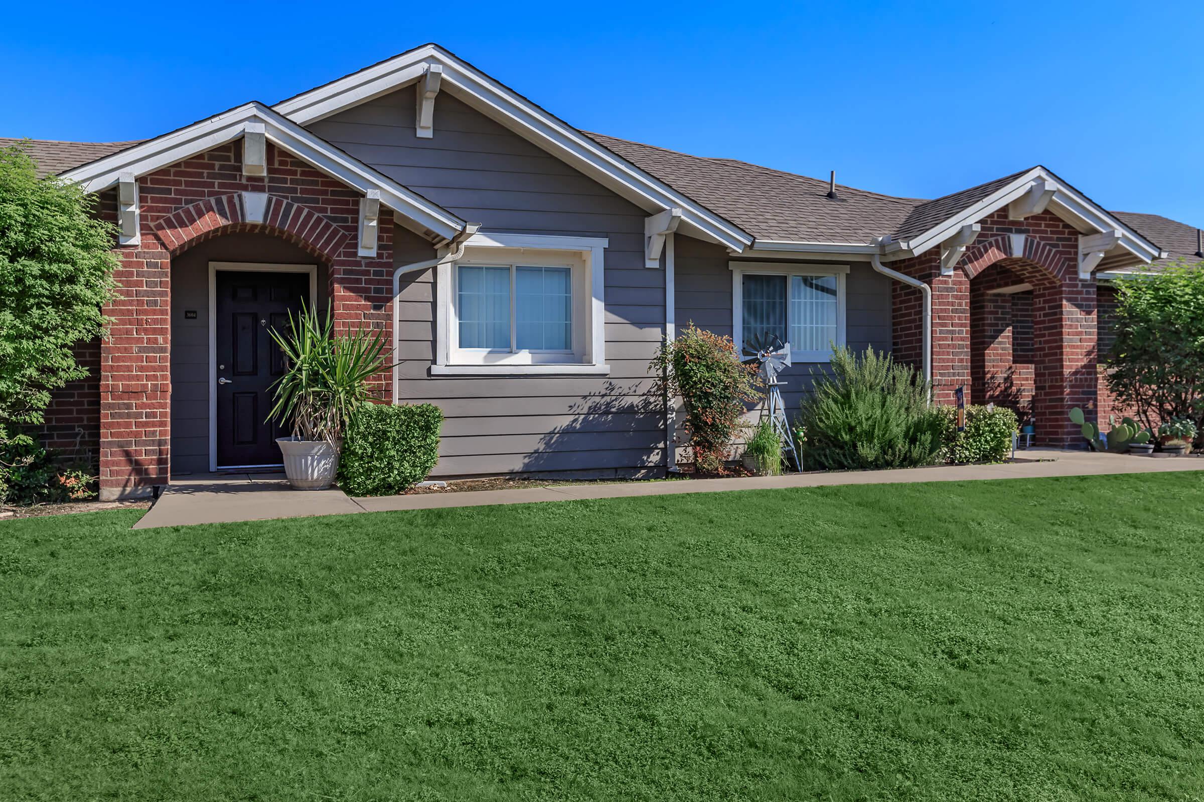 Cambridge Villas Image 1