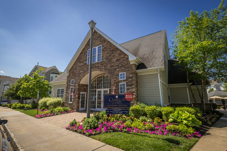 Camelot at LaMer Image 43