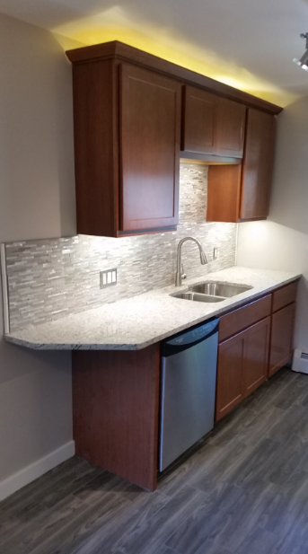 Top Of The Hill Apartments Image 6