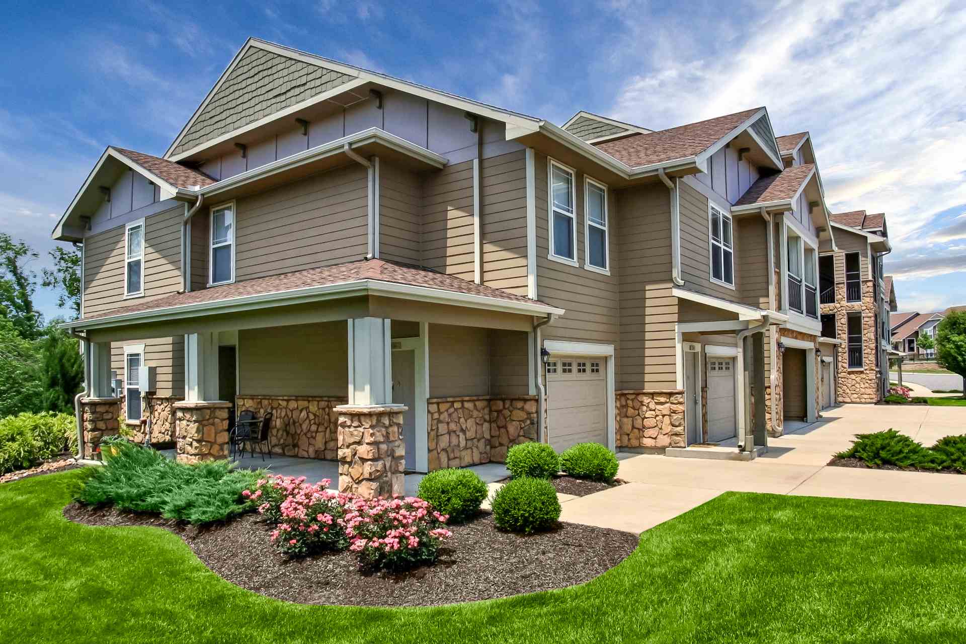 Riverstone Apartments Image 1