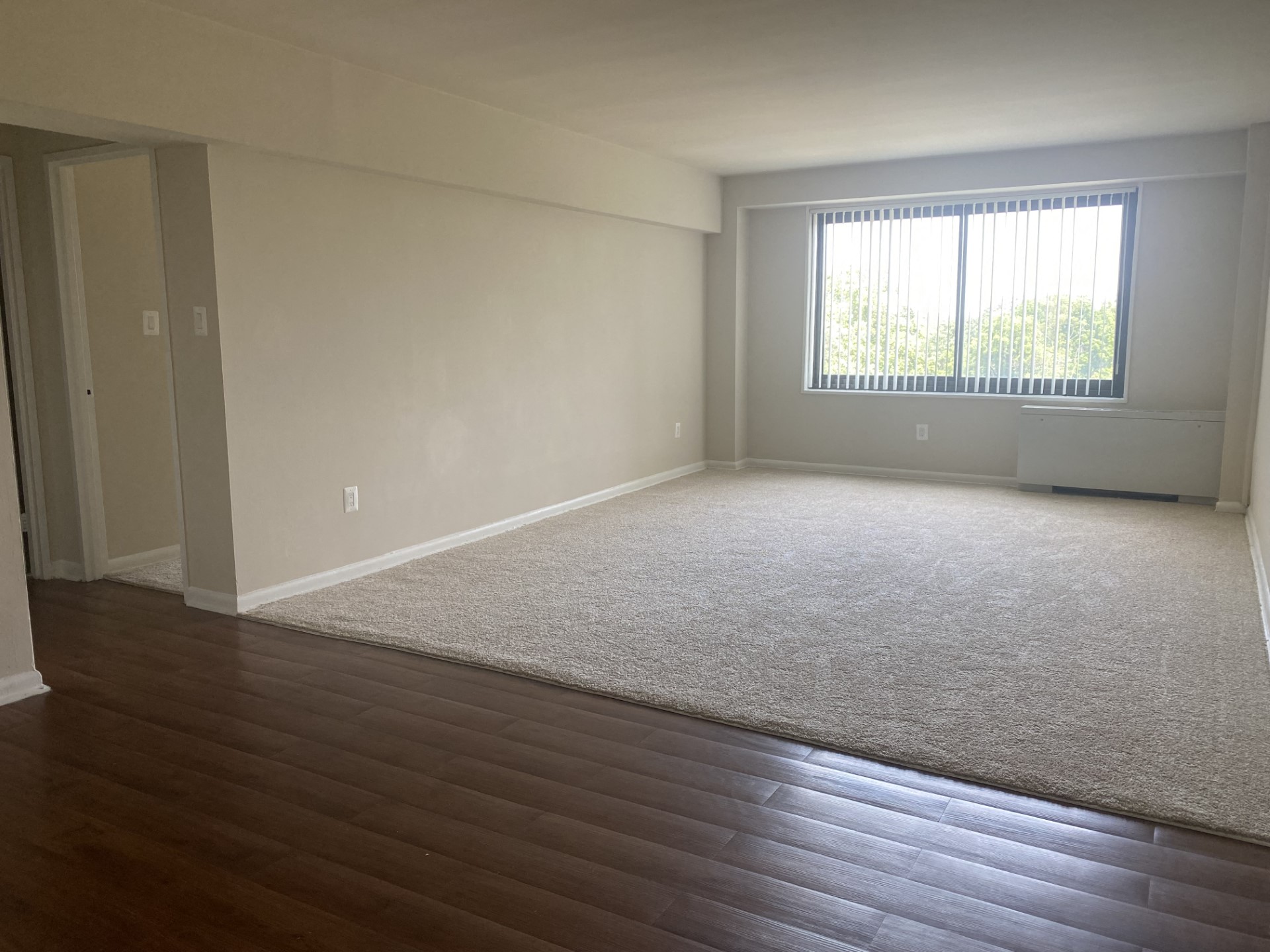 Silver Spring Towers Image 19