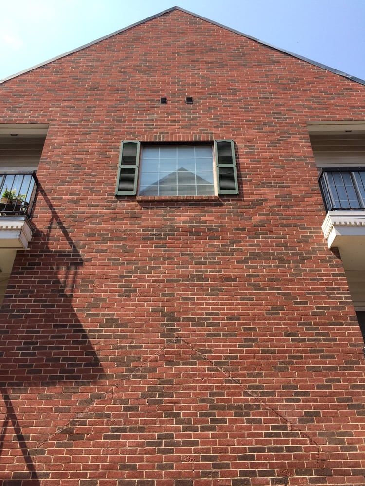 Easton Condos Image 11