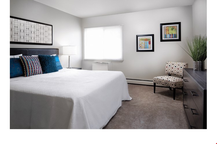 Windsor Crossing Image 6