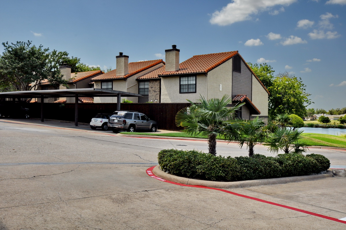 Lakehill Townhomes Image 13