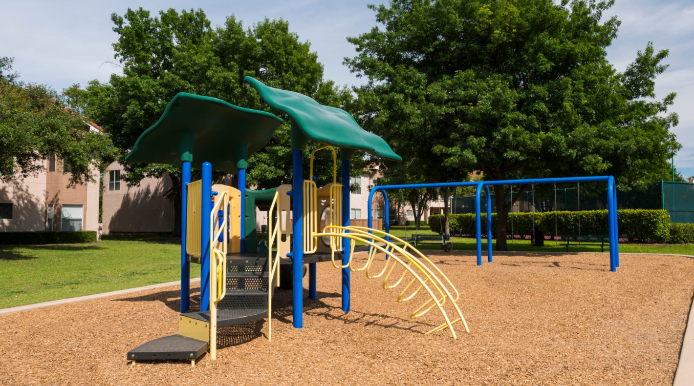 Villas Of Preston Creek Image 3