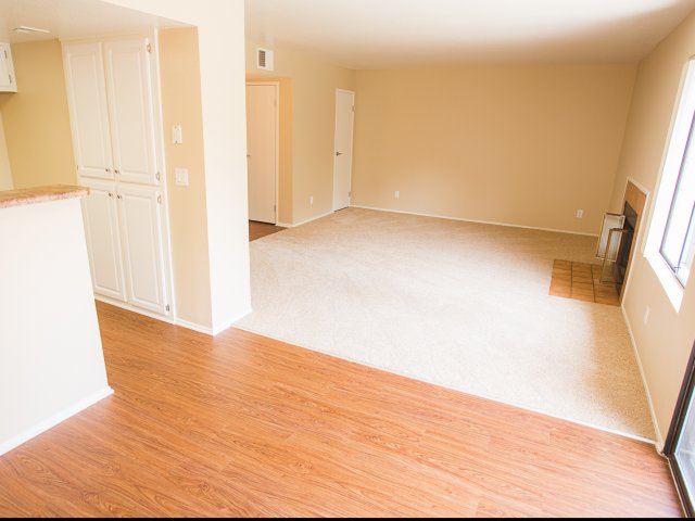 Vineyard Village Image 4