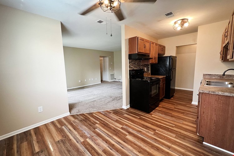 Sharondale Woods Apartments Image 57