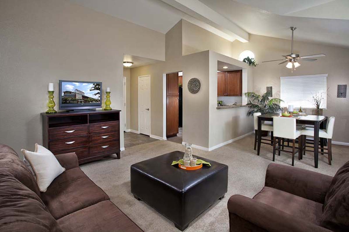 Montecito Apartments Image 5