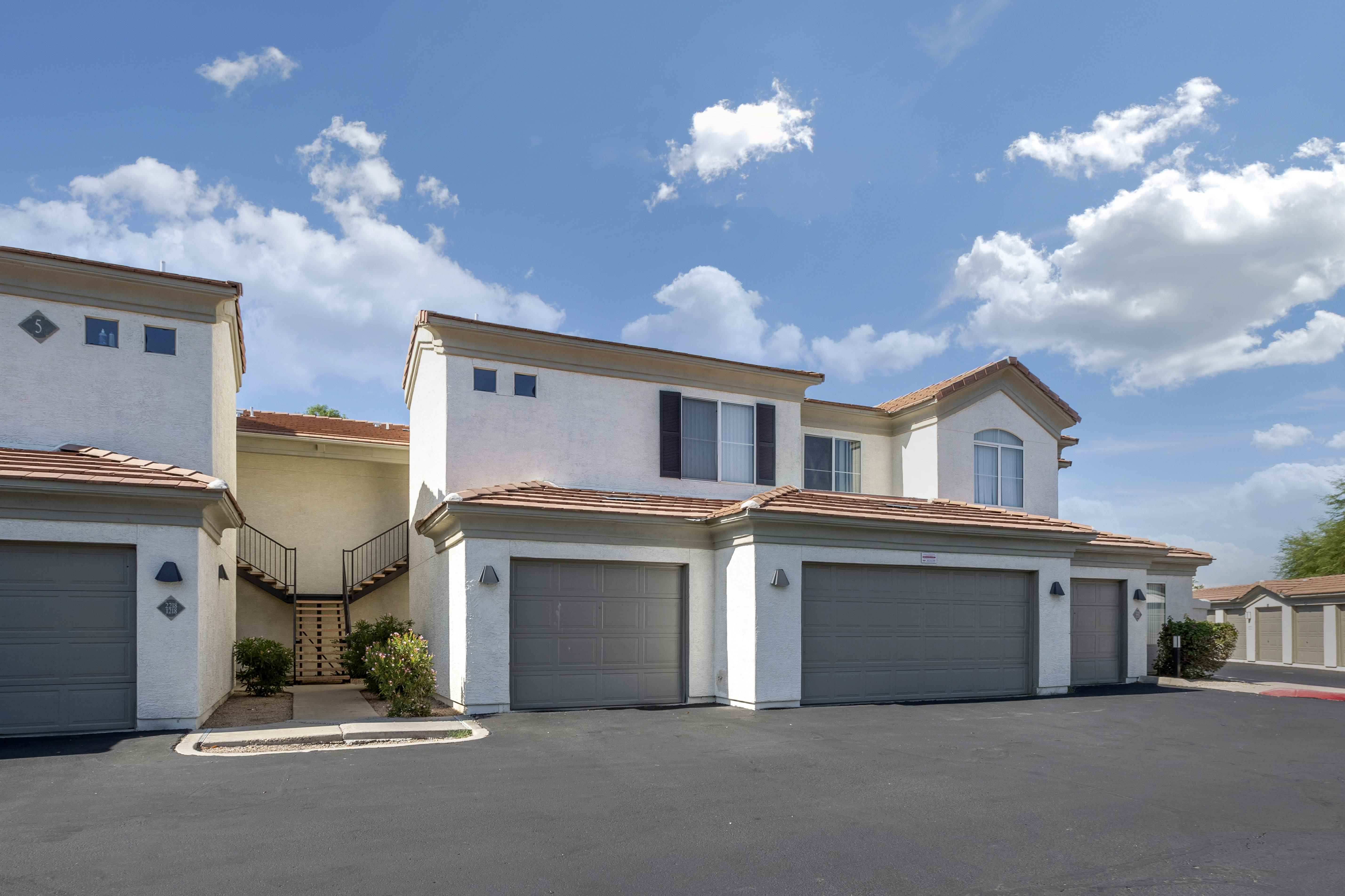 Carlyle Townhomes OLD Image 33