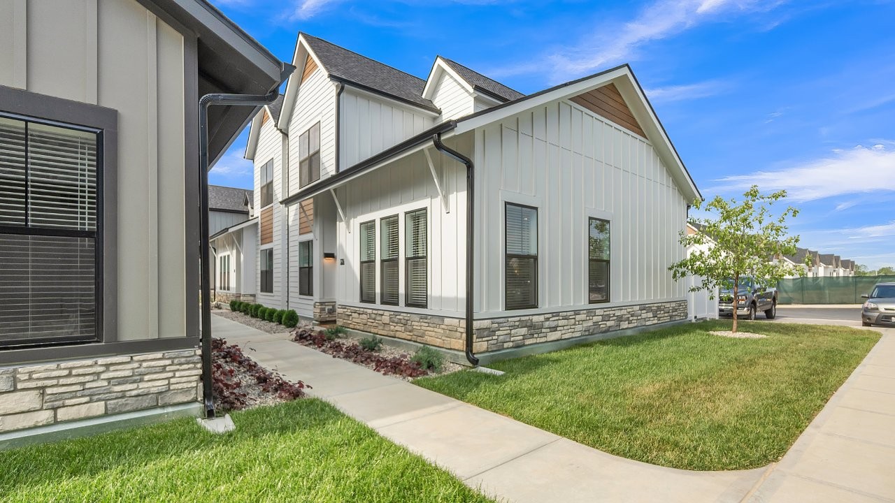 Slate at Fishers District Image 23