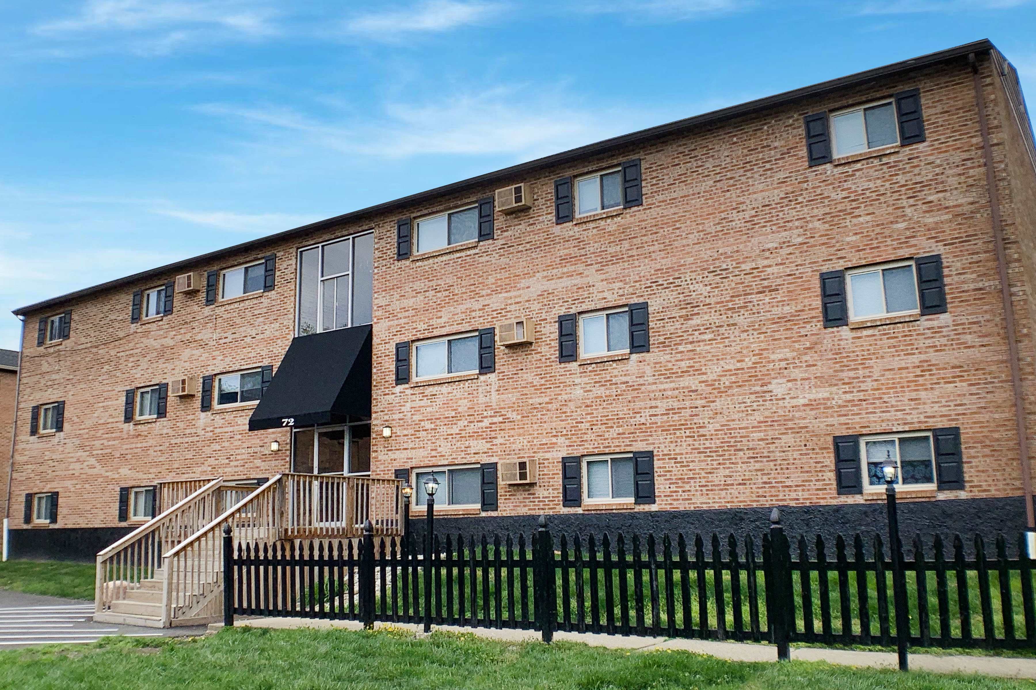 Crown Station Apartments Image 8