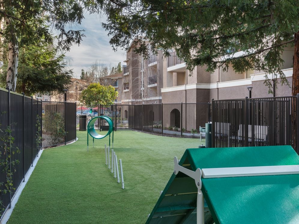 Ridge II WAG Pet Park