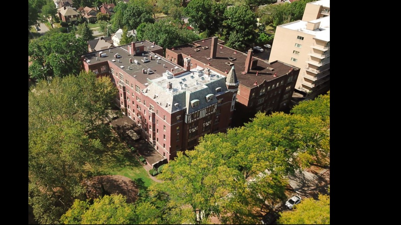 Hampton House Image 3