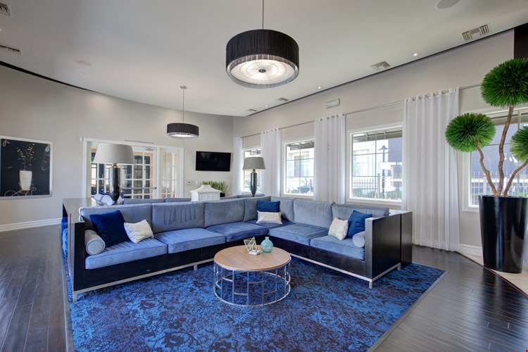 Mountain Gate Image 20