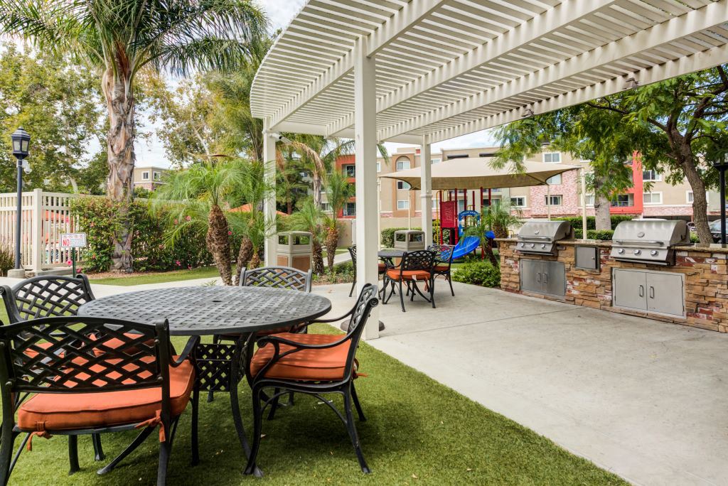 The Reserve at Warner Center Image 38