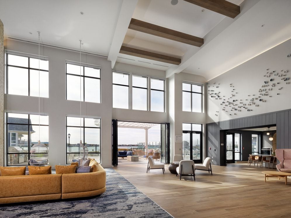 Resident lounge with lounge seating