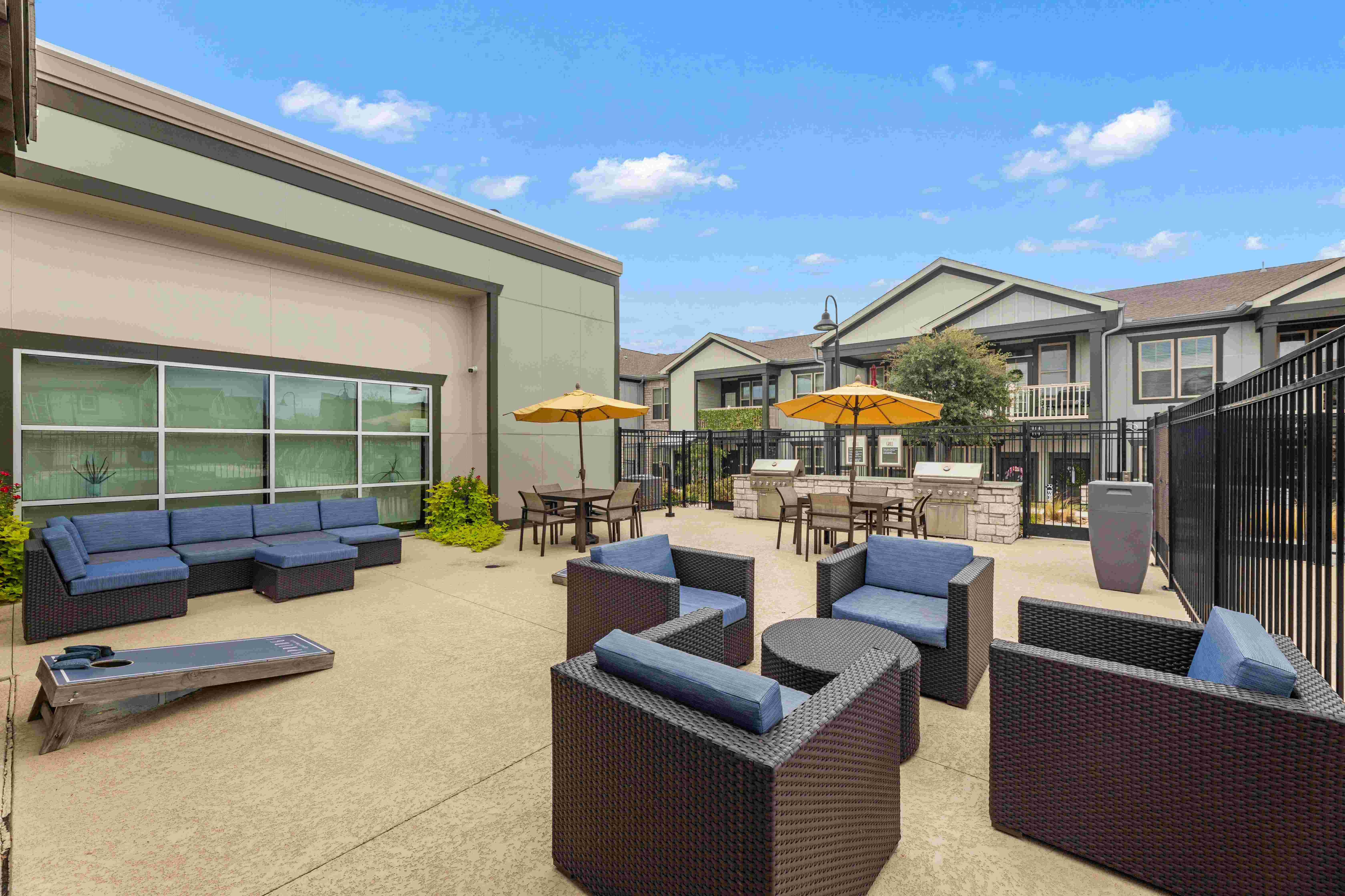 Sun-soaked resident outdoor lounges