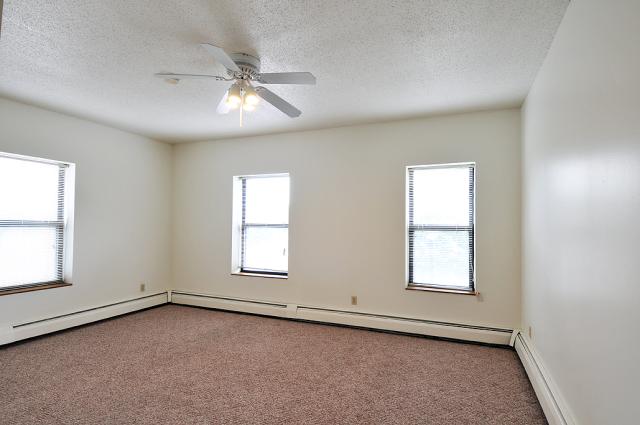 Slater Square Apartments Image 5