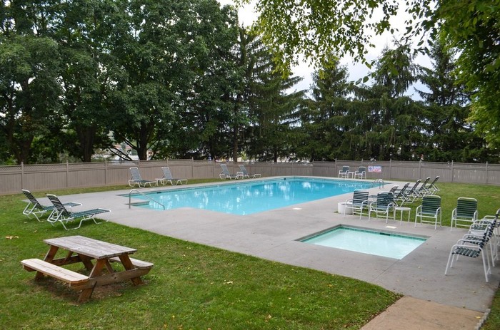 Park Apartments  Image 1